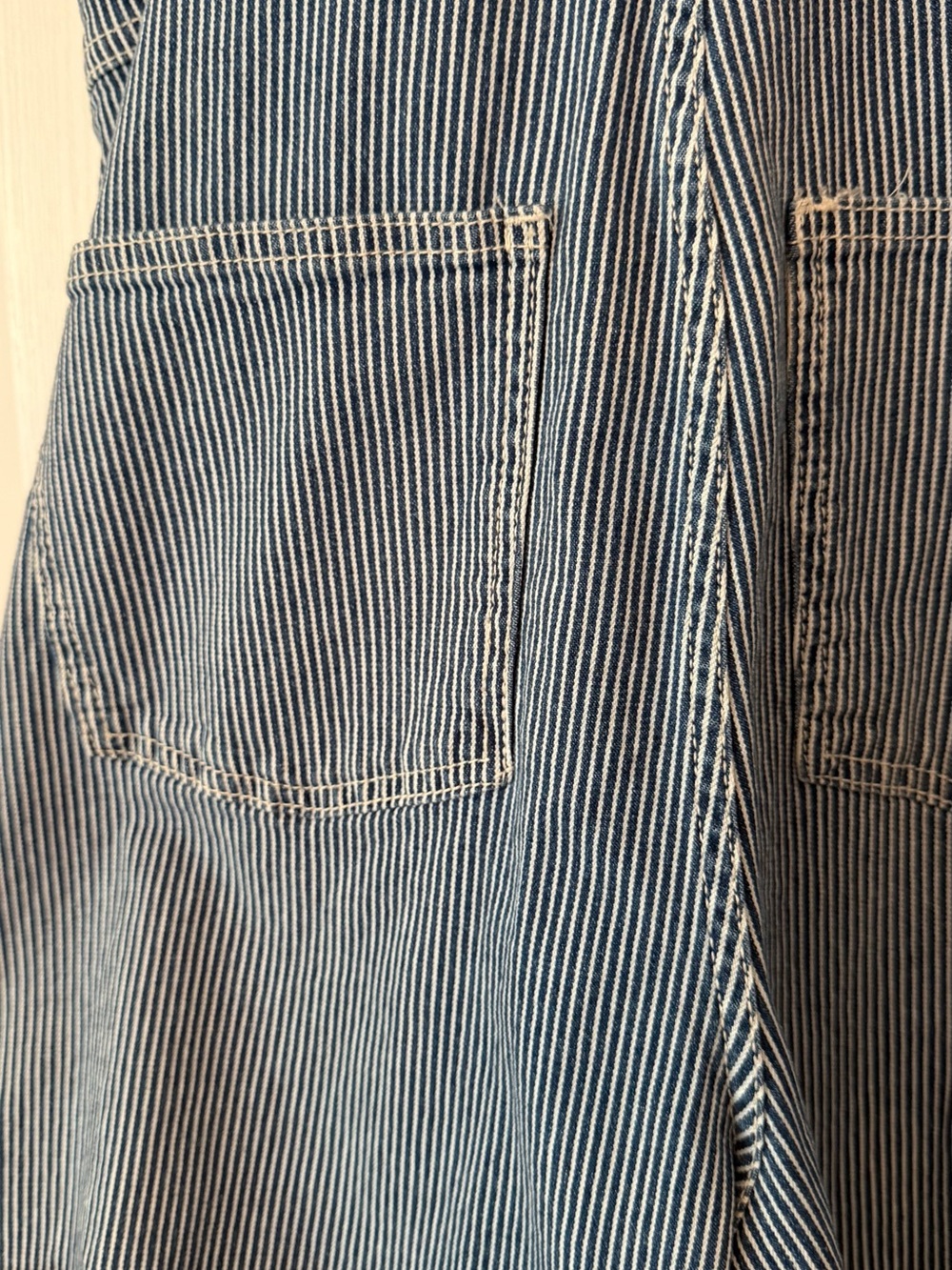 Universal Thread Blue & White Striped Denim Short Overalls - Picture 9 of 15